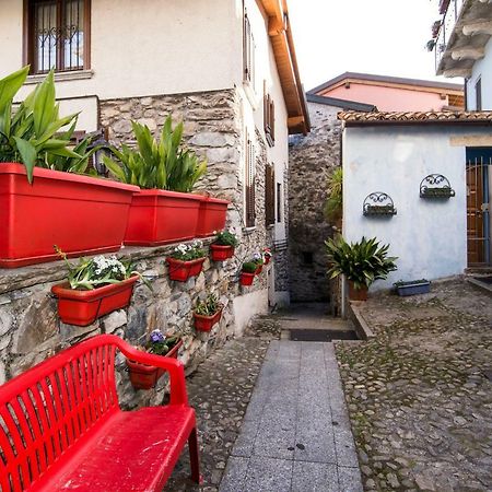 Il Sogno Di Claudia Apartment Gera Lario Exterior photo